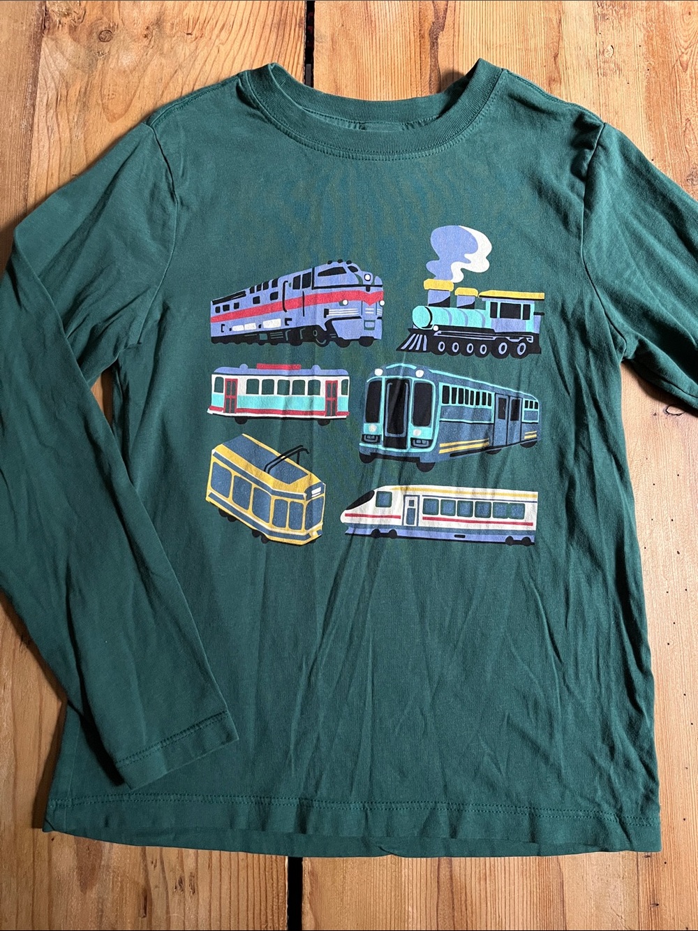 HANNA ANDERSSON 130 Green Train Transportation Applique Graphic Shirt